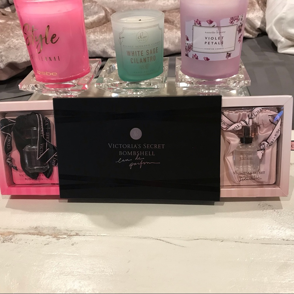 VICTORIA’S SECRET BOMBSHELL EAU DE PARFUM KIT.